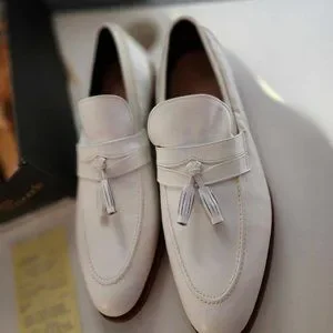 Vintage Allen Edmond White Loafer with Tassel - 11.5 NARROW Allen Edmonds | Shoes | Vintage Allen Edmond White Loafer  main image 2